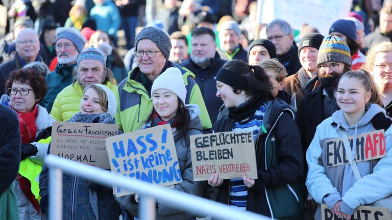 Ministerpräsident Kretschmann nahm privat am Samstag an der Kundgebung in Sigmaringen teil. (Foto: dpa Bildfunk, picture alliance/dpa | David Pichler)