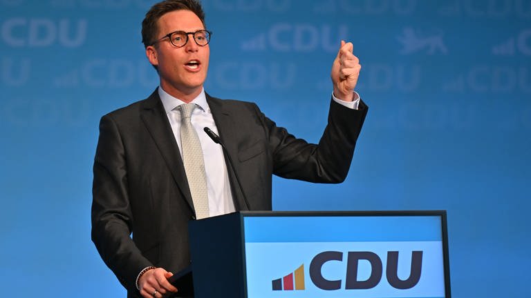 Manuel Hagel (CDU), Landesvorsitzender der CDU Baden-Württemberg, spricht beim Landesparteitag.