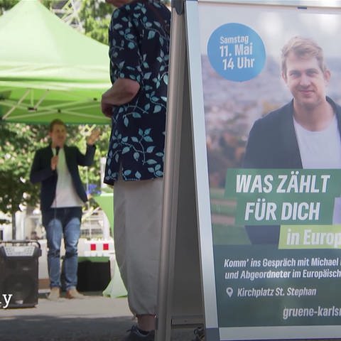 Wahlkampfaufsteller der Grünen in Karlsruhe