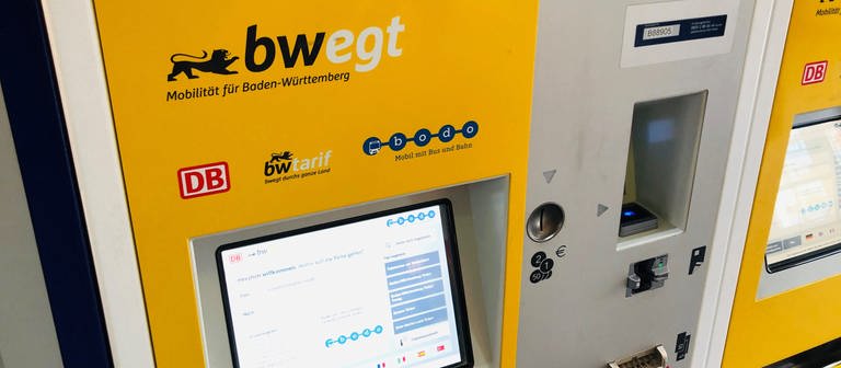 Bahn-Fahrkartenautomat in Friedrichshafen (Foto: SWR, Moritz Kluthe)