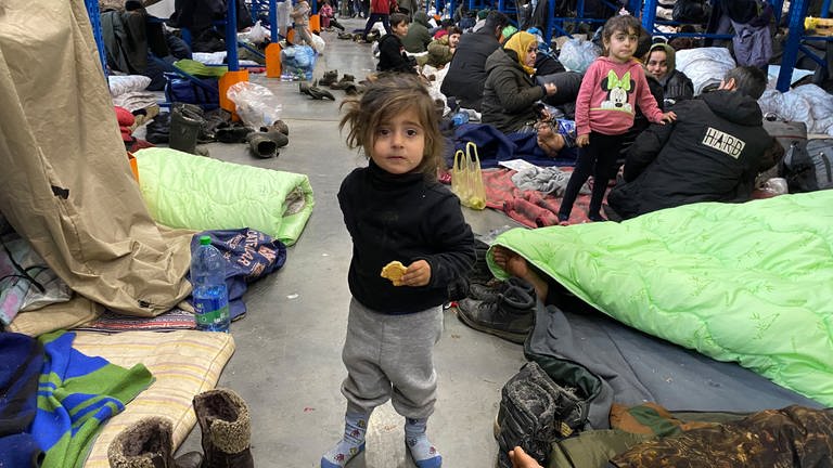 Ein Kind in einer Flüchtlingsunterkunft. (Foto: dpa Bildfunk,  picture alliance/Ulf Mauder (Symbolbild))