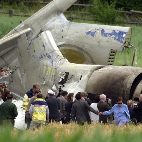 Flugzeugabsturz bei Überlingen (Foto: dpa Bildfunk, picture alliance/Rolf Haid)