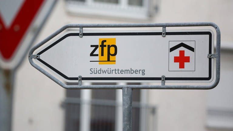 Schild ZfP in Bad Schussenried (Foto: picture-alliance / Reportdienste, Thomas Warnack)
