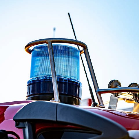 Ein Blaulich auf einem Feuerwehrauto. (Symbolbild) (Foto: dpa Bildfunk, picture alliance/dpa/David Inderlied (Symbolbild))