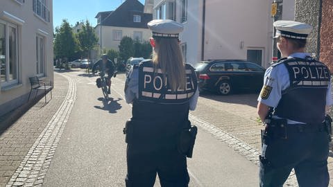 Die Polizei hat in Hagnau Radfahrer kontrolliert. (Foto: SWR, Corinna Scheller)
