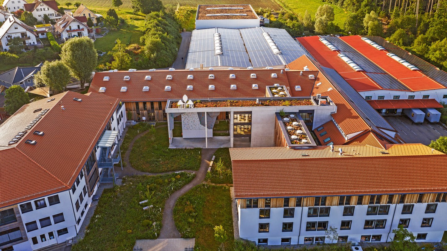 Blick von oben auf den Firmensitz von Vaude in Tettnang (Foto: Pressestelle, Vaude)