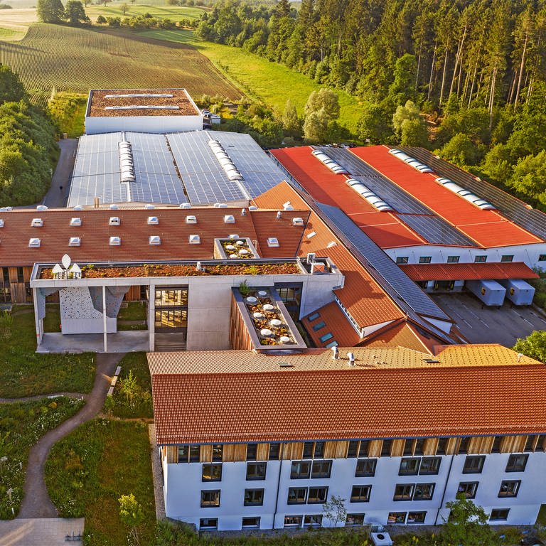 Blick von oben auf den Firmensitz von Vaude in Tettnang