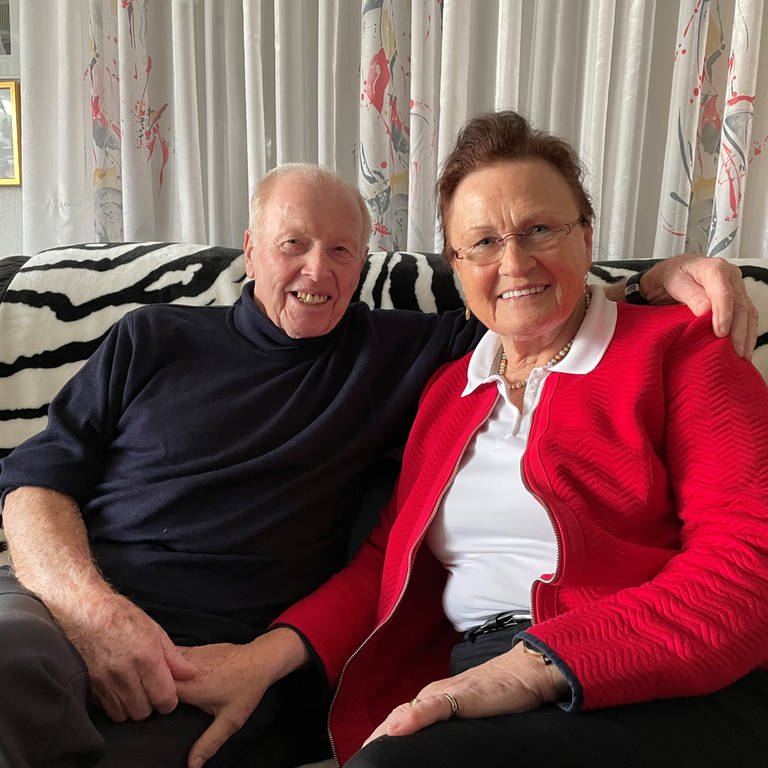 Anni und Berthold Arnold aus Hagnau haben sich bei der Seegfrörne 1963 verliebt. (Foto: SWR)