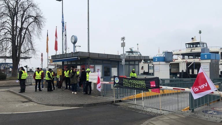 Warnstreik der Fährebeschäftigten in Konstanz. (Foto: SWR, Moritz Kluthe)