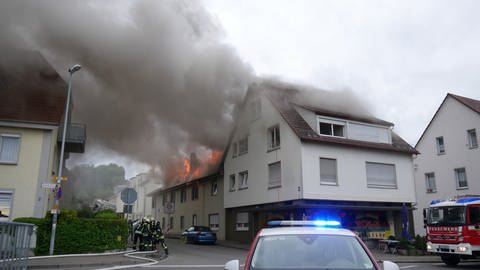 Brand Mehrfamilienhaus in Weingarten (Foto: picture-alliance / Reportdienste, David Pichler )
