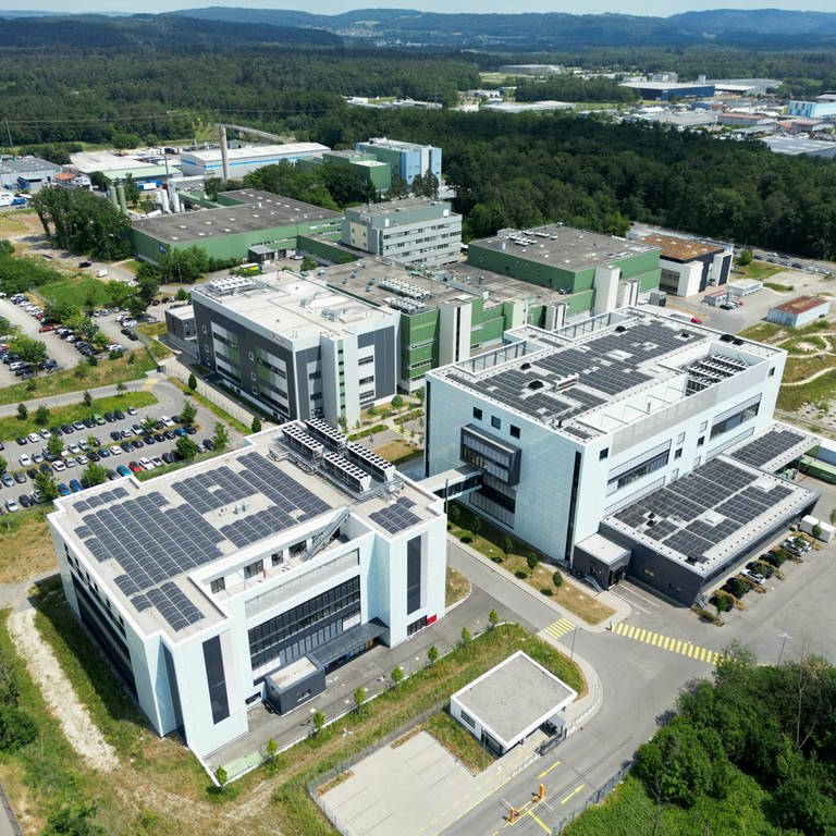 Der Neubau des Pharma-Unternehmens Takeda für die Herstellung des Dengue-Impfstoffs in Singen.  (Foto: Pressestelle, Takeda)