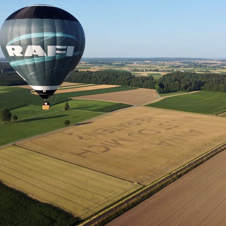 Eine Ballonfahrt über den Feldern bei Ostrach