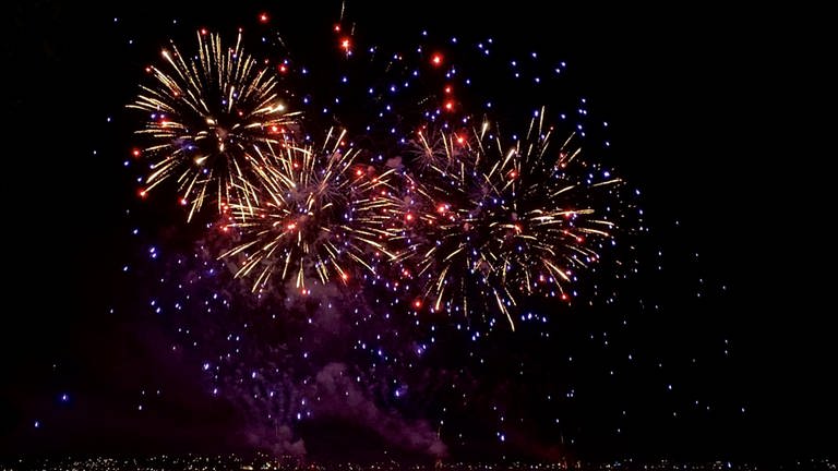 Impressionen vom Feuerwerk beim Seenachtfest 2023.