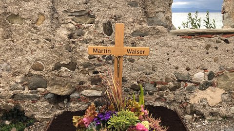 Das Grab von Martin Walser in Wasserburg (Foto: SWR, Thea Thomiczek)