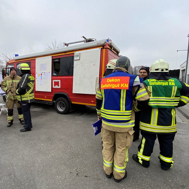 Bei einem Chemieunfall im Industriegebiet Konstanz ist Gas ausgetreten. Es gab mehrere Verletzte.