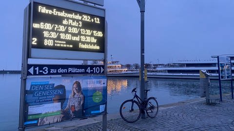 Ein Passagierschiff ersetzt die Fähre Konstanz-Meersburg, die wegen des Streiks ausfällt (Foto: SWR, Tina Löschner)