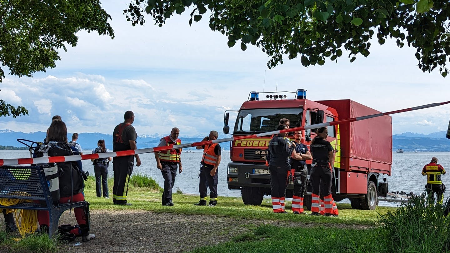Große Suchaktion nach einem vermissten Tretbootfahrer in Friedrichshafen. (Foto: Reinert/Südwestdeutsches Mediennetzwerk)