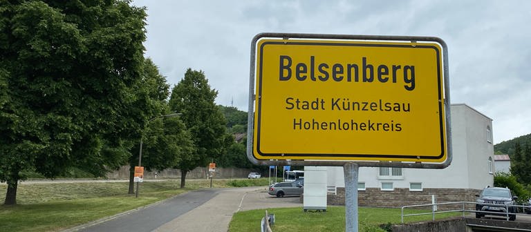 Ortsschild Belsenberg (Foto: SWR)
