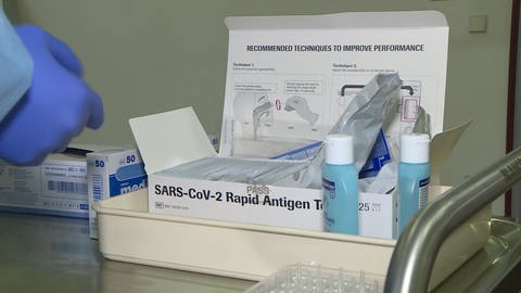 Antigen-Tests für Corona. Gesehen im Katharinenstift in Heilbronn (Foto: SWR)