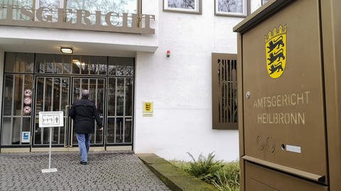 Amtsgericht Heilbronn Eingang Symbolbild (Foto: SWR, Jürgen Härpfer)