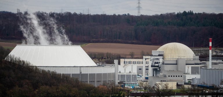 Ende dieses Jahres geht mit dem Meiler Neckarwestheim II (Landkreis Heilbronn) eines der letzten Kernkraftwerke in Deutschland vom Netz.  (Foto: dpa Bildfunk, picture alliance/dpa | Christoph Schmidt (Archivbild))