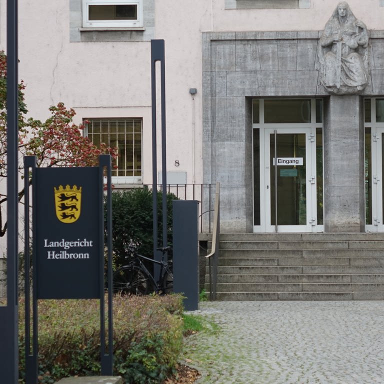 Landgericht Heilbronn Eingang (Foto: SWR, Jürgen Härpfer)
