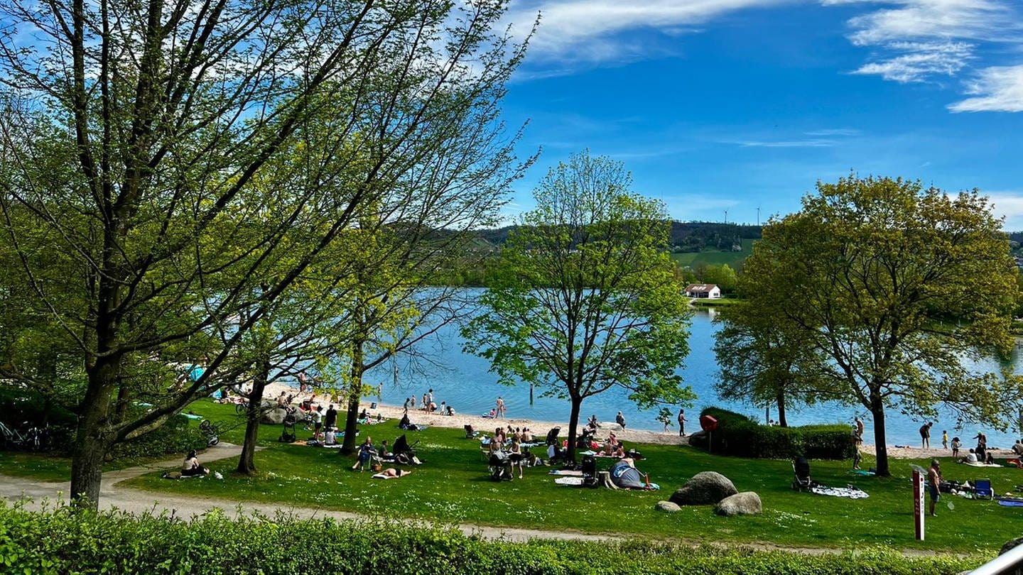 Viel los am Breitenauer See am Samstag (Foto: Uschi Schröter)
