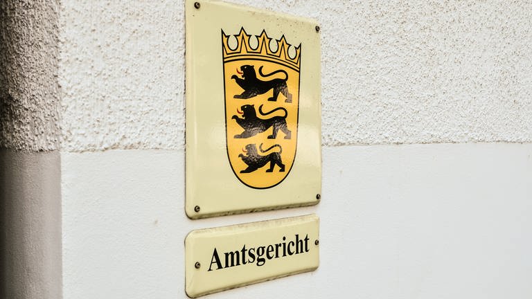 Amtsgericht - Schild (Foto: SWR, Michael Köhler)