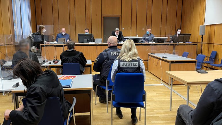 Vor dem Urteil beim Masseur Prozess in Heilbronn (Foto: SWR)