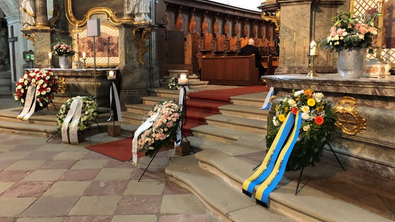 Die Trauerfeier von Alexandra Freifrau von Berlichingen findet im Kloster Schöntal statt. (Foto: SWR)