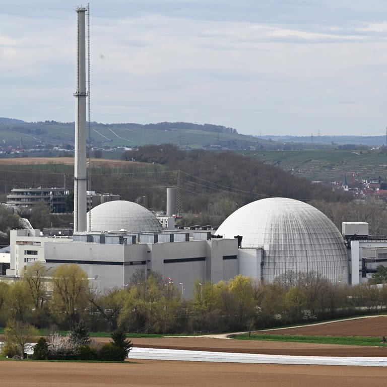 Das Atomkraftwerkwerk Neckarwestheim. Der Energieversorger EnBW informiert im Rahmen einer Pressekonferenz zur bevorstehenden Abschaltung von Block 2. (Foto: dpa Bildfunk, picture alliance/dpa | Bernd Weißbrod)