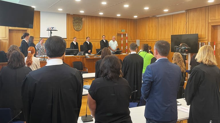 Der Angeklagte im Raser-Prozess vor Gericht