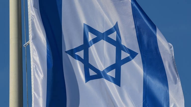 Die Flagge von Israel (Foto: dpa Bildfunk, picture alliance / Patrick Pleul/dpa-Zentralbild/dpa | Patrick Pleul)