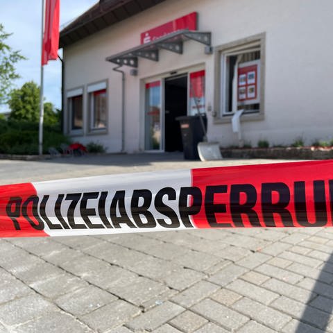 Geldautomat in einer Sparkasse in Satteldorf gesprengt