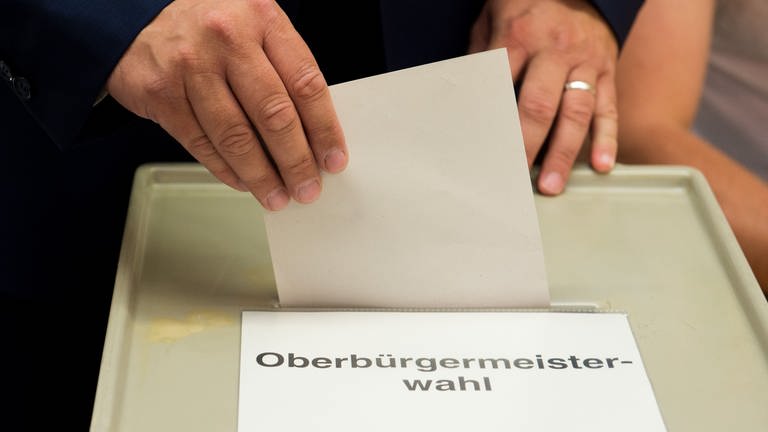 Oberbürgermeisterwahl (Symbolbild) (Foto: picture-alliance / Reportdienste, picture alliance/dpa/Sebastian Kahnert)