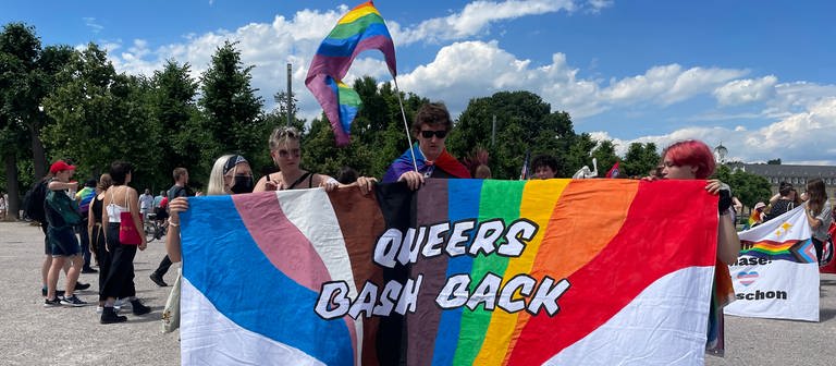 Demonstration gegen "Queer"-Feindlichkeit (Foto: SWR)