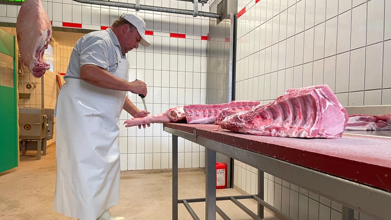 Die Seifermanns in Ottersweier produzieren Schweinefleisch (Foto: SWR, SWR, Cornelia Stenull)