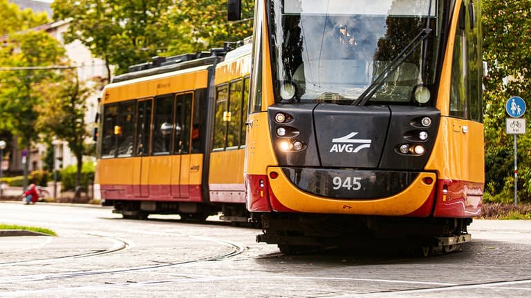 Die Straßenbahnen in Karlsruhe sollen leiser werden. Abhilfe schaffen mobile Schmiersysteme (Foto: Pressestelle, Paul Gärtner KVV)