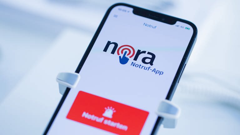 Nora-App auf einem Handy. (Foto: dpa Bildfunk, picture alliance/dpa | Rolf Vennenbernd)
