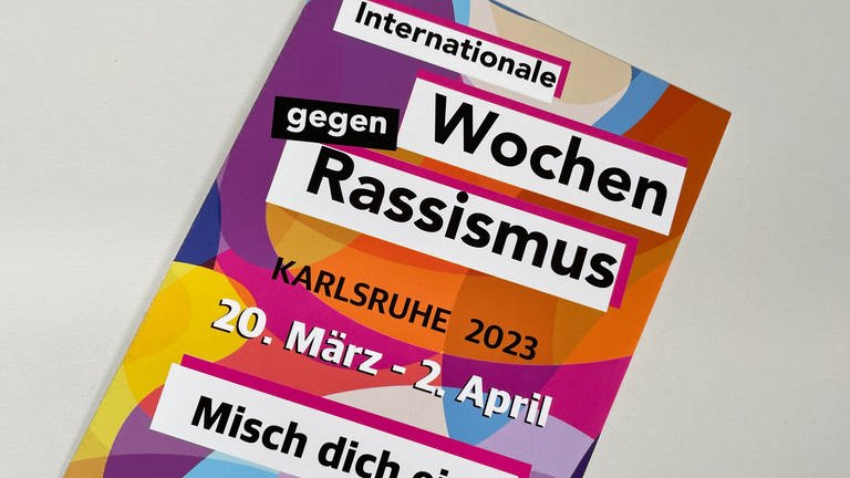 Flyer der Internationalen Wochen gegen Rassismus in Karlsruhe (Foto: SWR)
