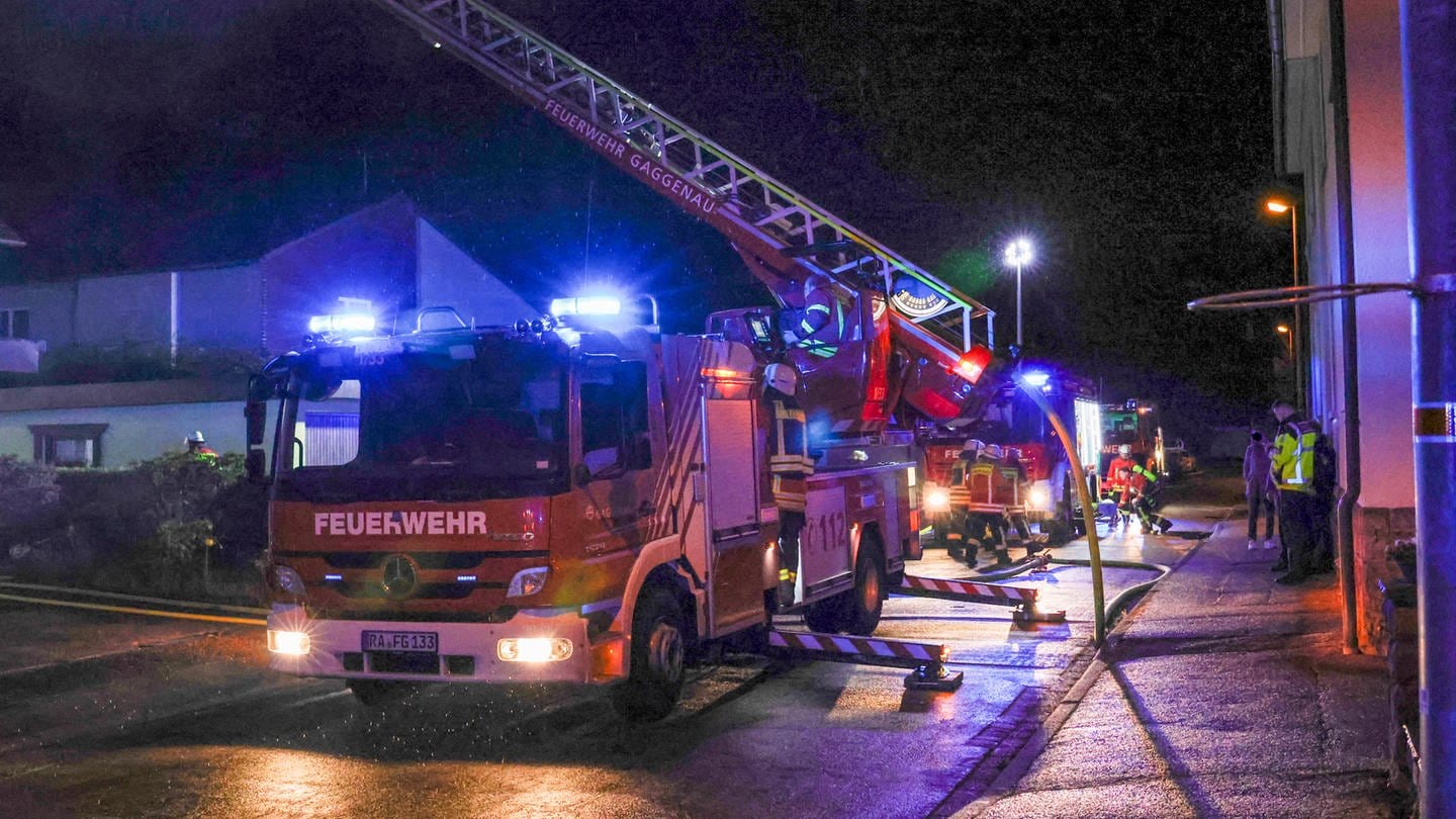Gebäudebrand in Gaggenau (Foto: Pressestelle, EinsatzReport24)