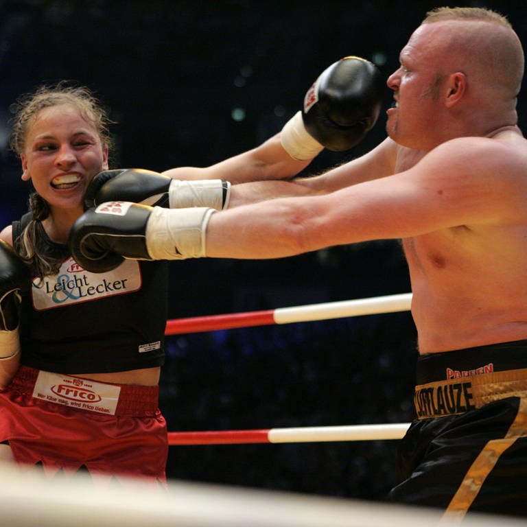 Regina Halmich boxt erneut gegen Stefan Raab (Foto: picture-alliance / Reportdienste, Picture Alliance)