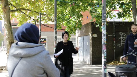 Die Stadtführung bei den Muslimischen Kulturtagen führt auch am KIT vorbei. (Foto: Deutschsprachiger Muslimkreis Karlsruhe)