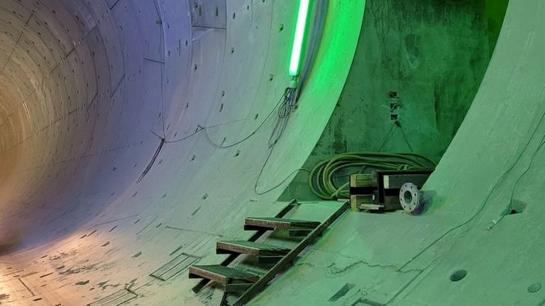 Verbindungen zwischen Tunnelröhren im Rastatter Tunnel