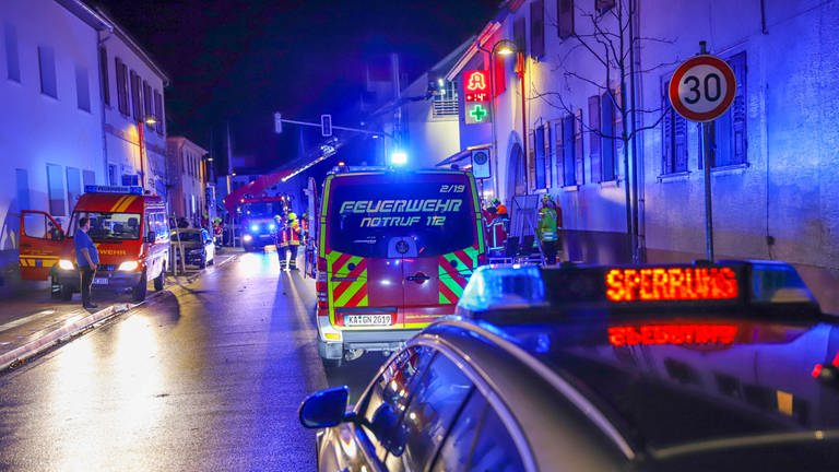Feuer in Asylunterkunft in Graben-Neudorf (Foto: Einsatzreport24)