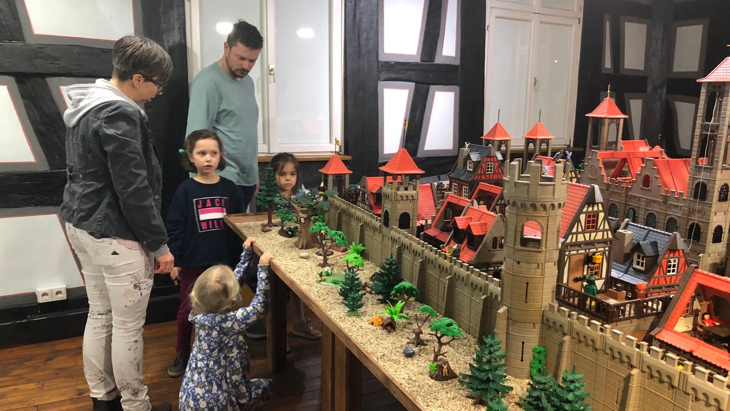Mittelalterliche Playmobilstadt in der Spielzeugausstellung 