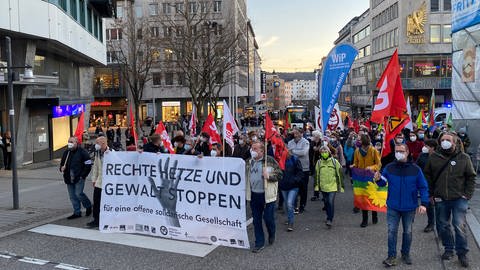 Pforzheimer demonstrieren gegen Neonazis (Foto: SWR)