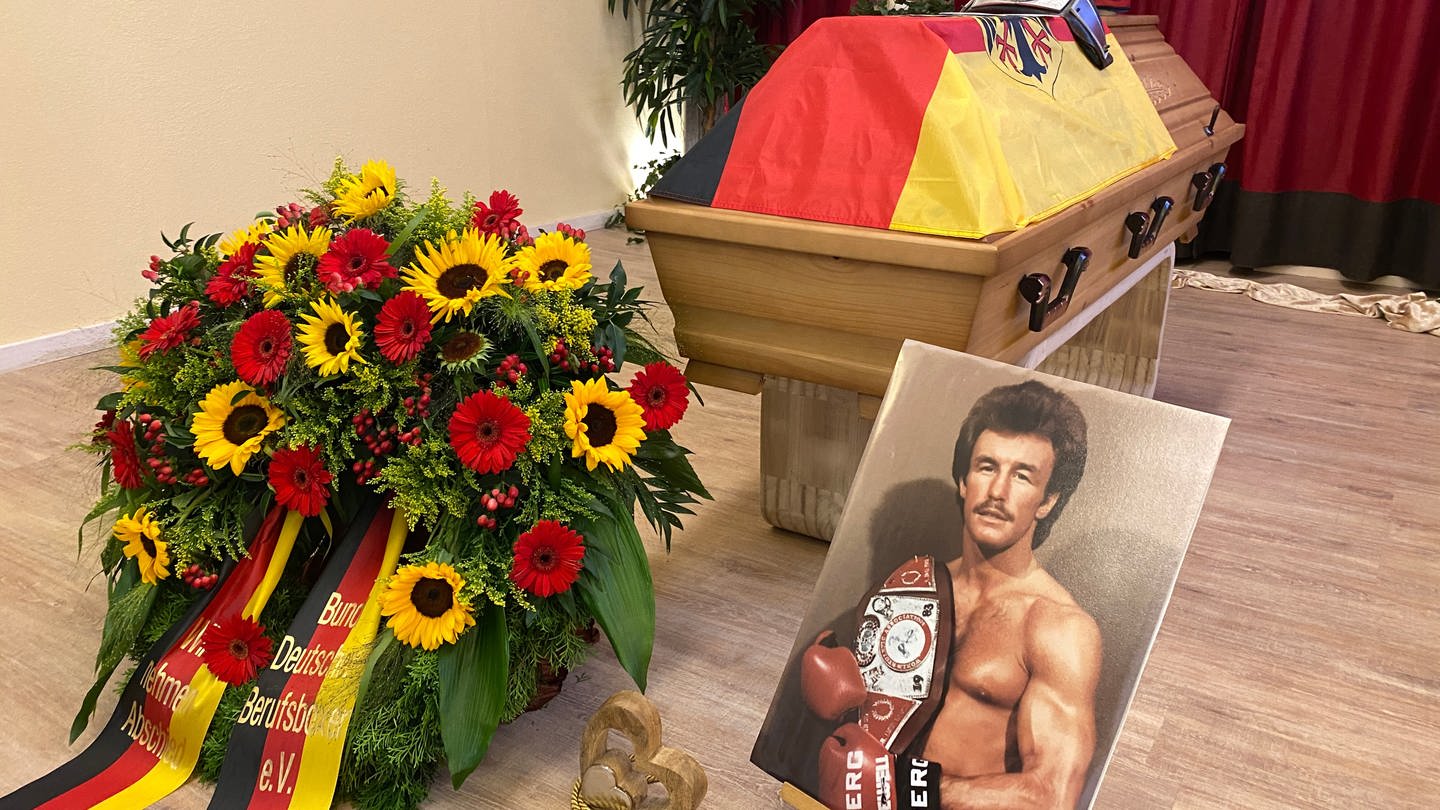 Trauerfeier zum Tod von Boxer Rene Weller in Pforzheim (Foto: SWR, Peter Lauber)