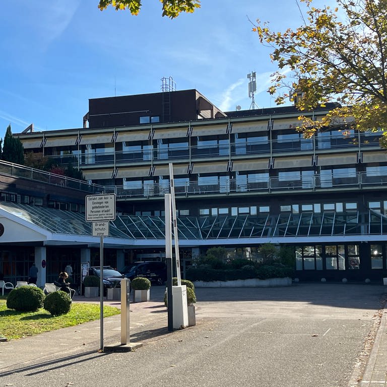 Das Klinikum Mittelbaden in Baden-Baden will gut zehn Millionen Euro einsparen