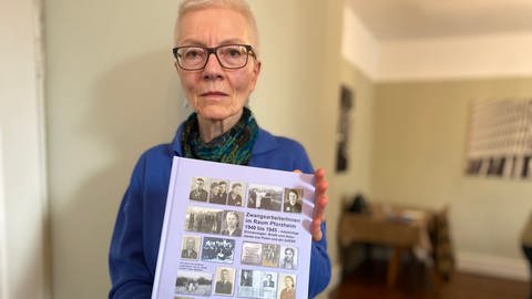 Brigitte Brändle und ihr Mann haben ihre Recherche zur Zwangsarbeit in Pforzheim zusammengestellt